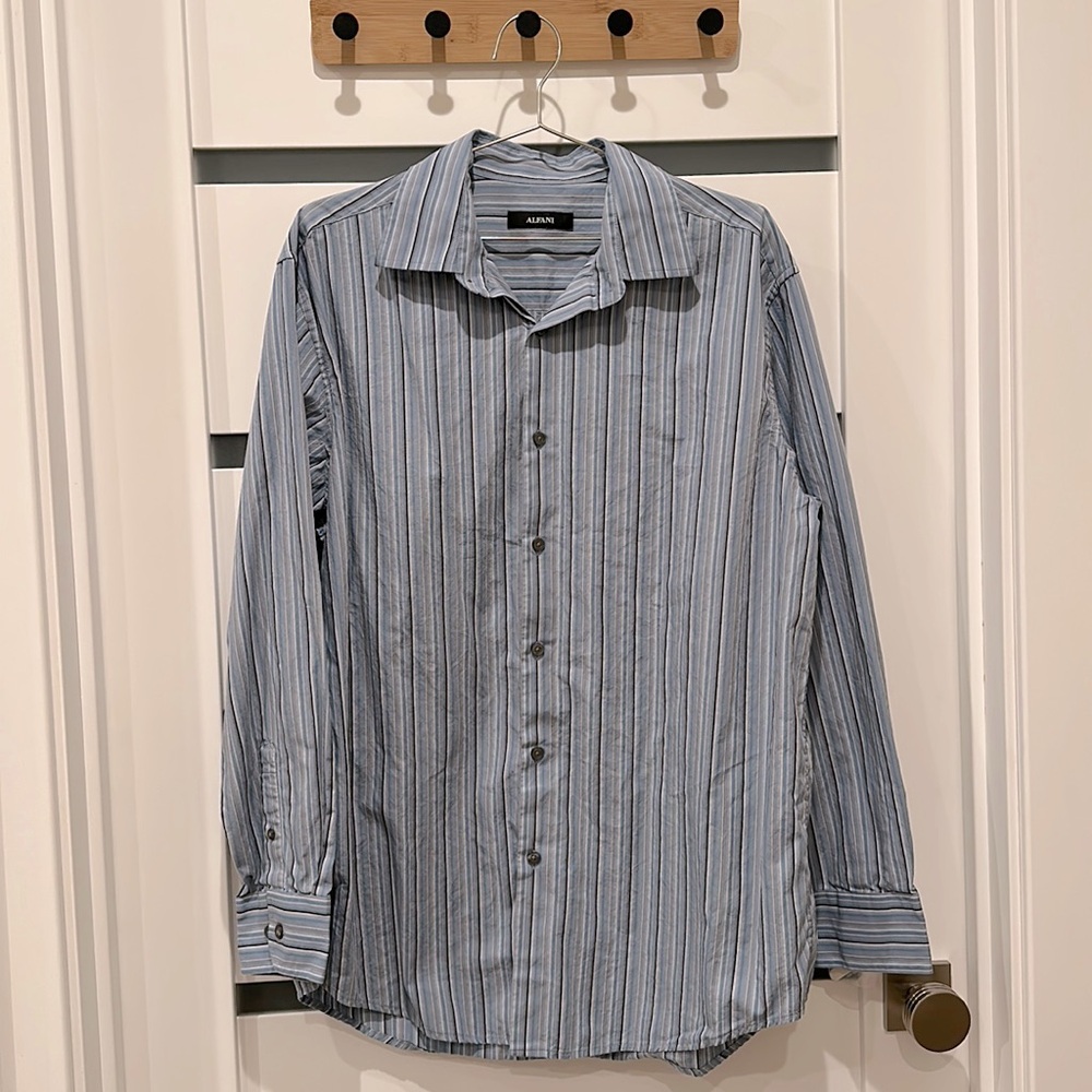 Alfani men’s large 10% cotton blue and white striped button-down, never worn!